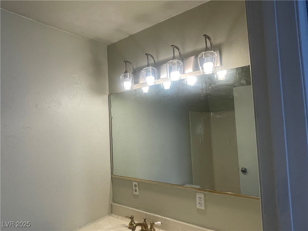 2482 Paradise Village Way