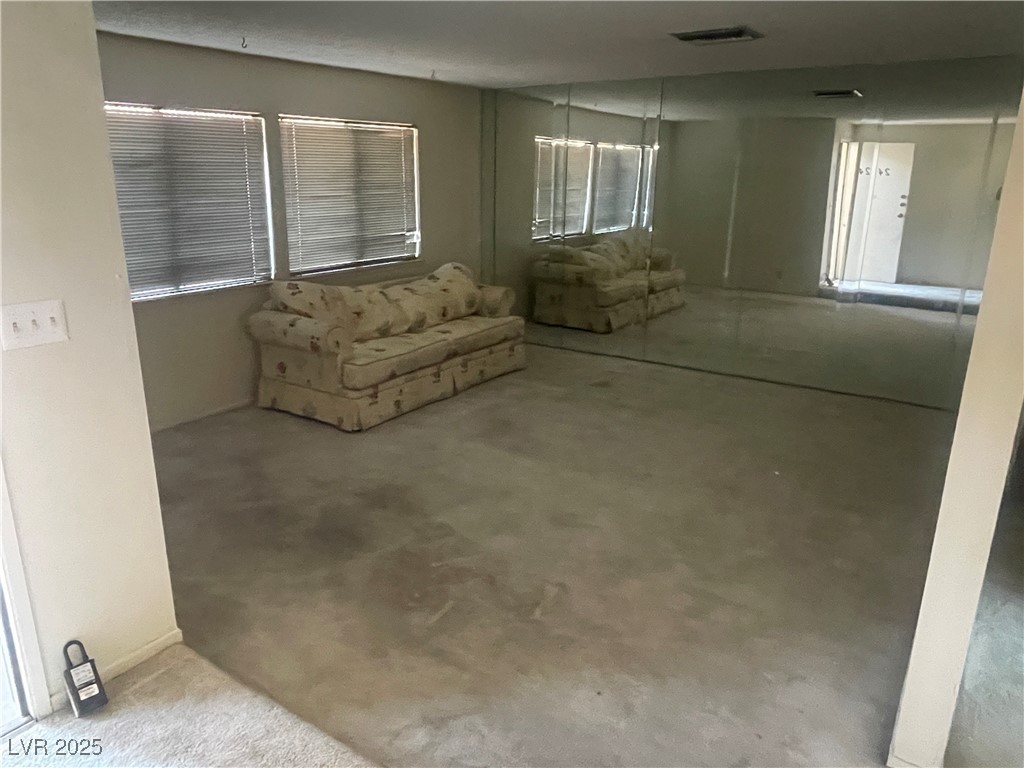 2482 Paradise Village Way