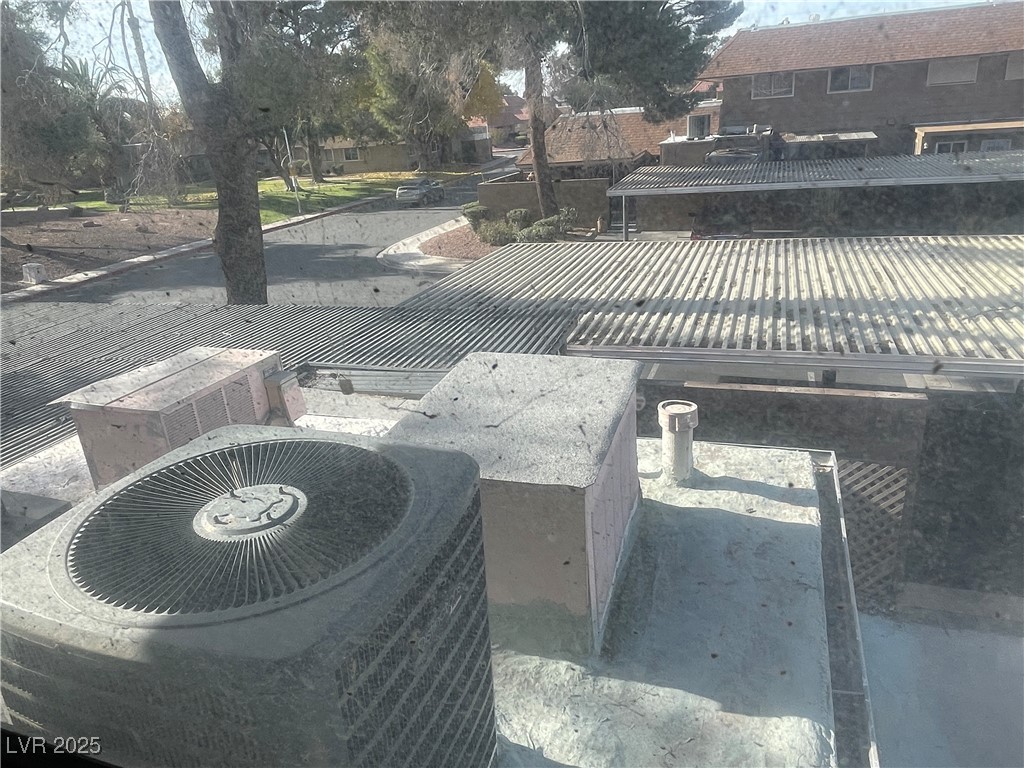 2482 Paradise Village Way