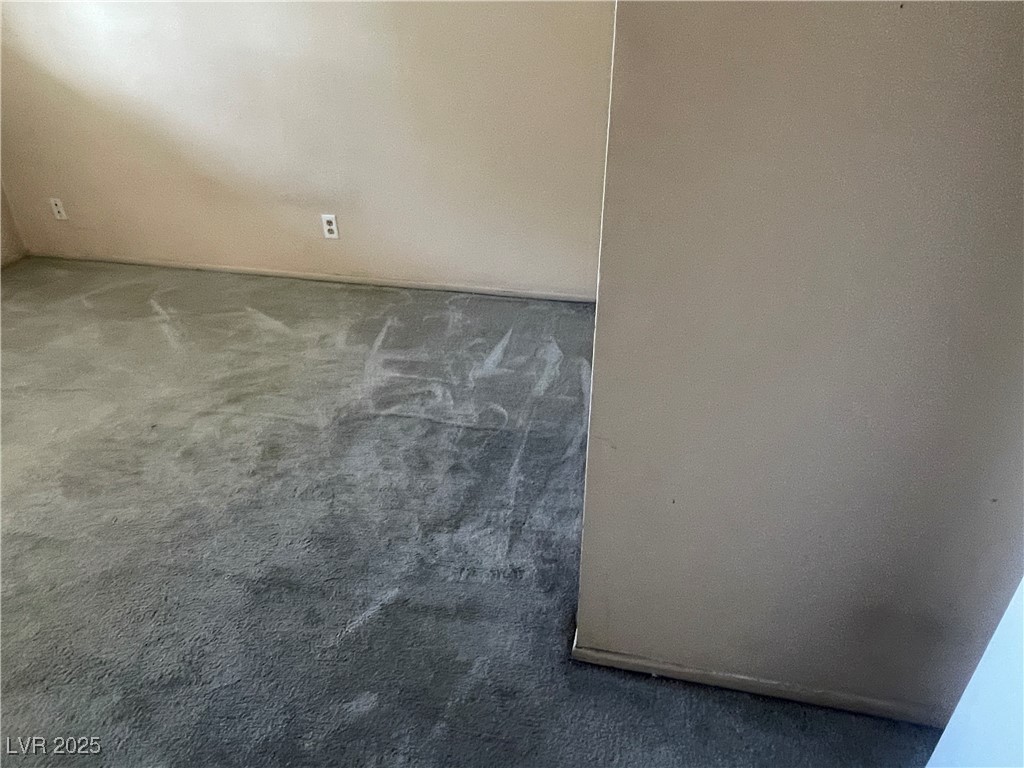 2482 Paradise Village Way