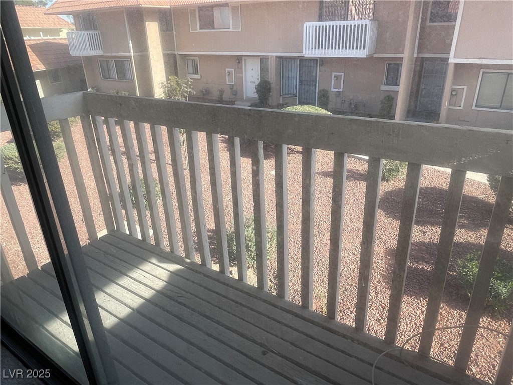 2482 Paradise Village Way