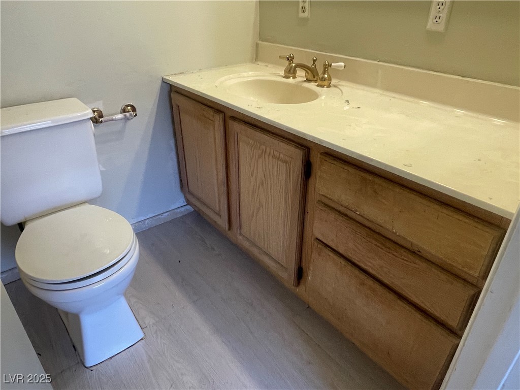 2482 Paradise Village Way