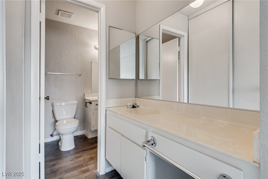 4363 Spencer Street 14