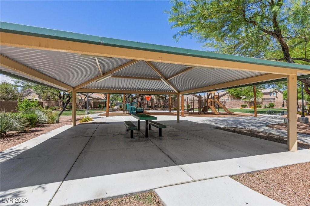 6049 Paddleboat Street