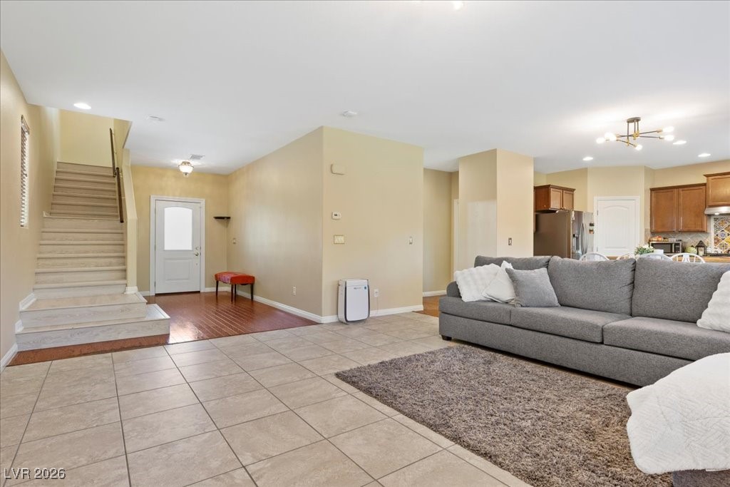 6049 Paddleboat Street