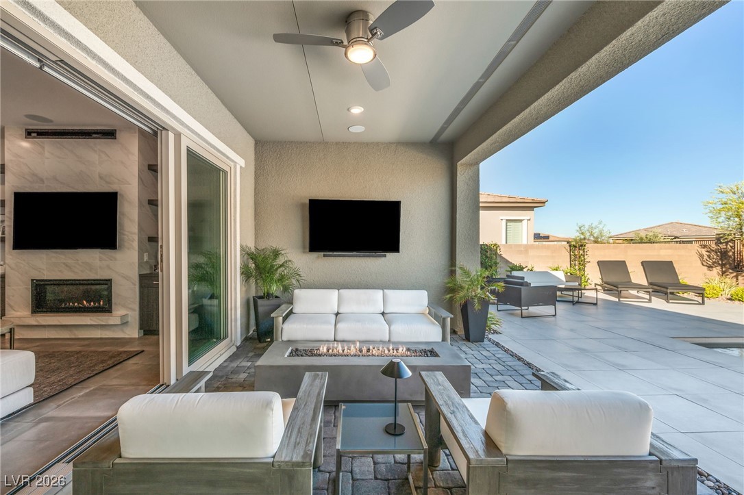 218 Springbough Lane