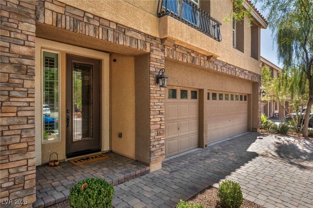 9670 Twin Rivers Court