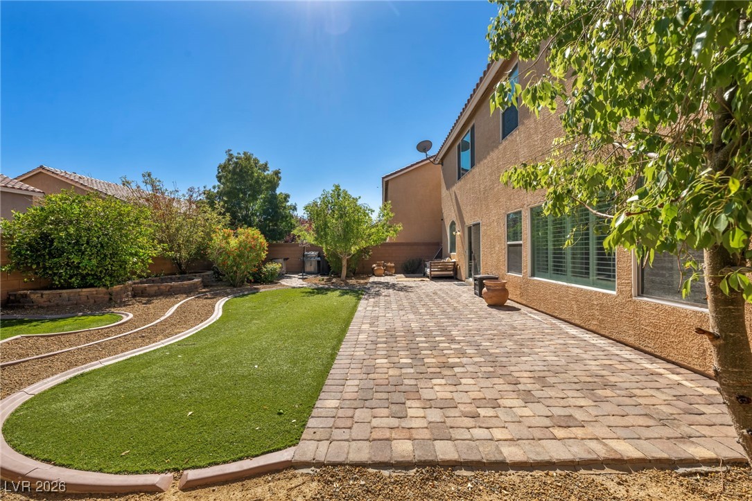 9670 Twin Rivers Court