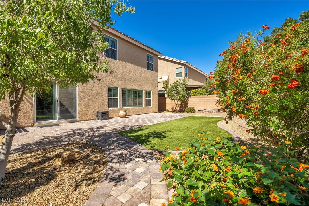 9670 Twin Rivers Court