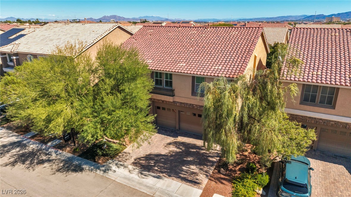 9670 Twin Rivers Court