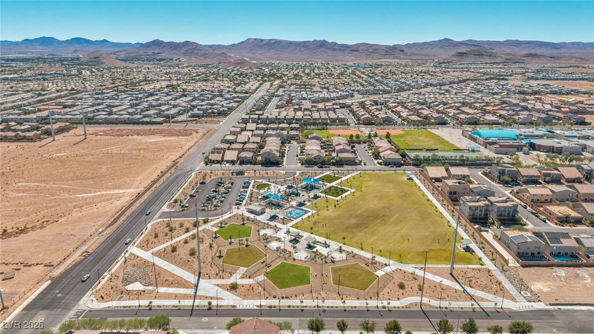 9670 Twin Rivers Court