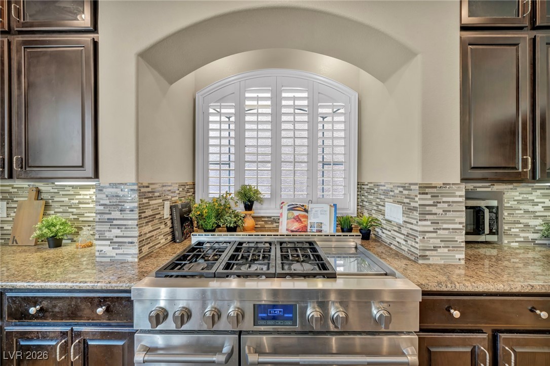 9670 Twin Rivers Court