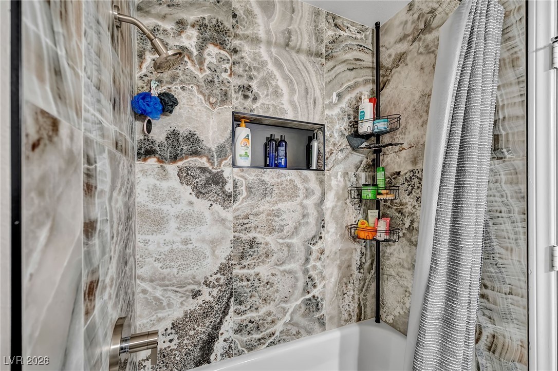 3757 North Torrey Pines Drive