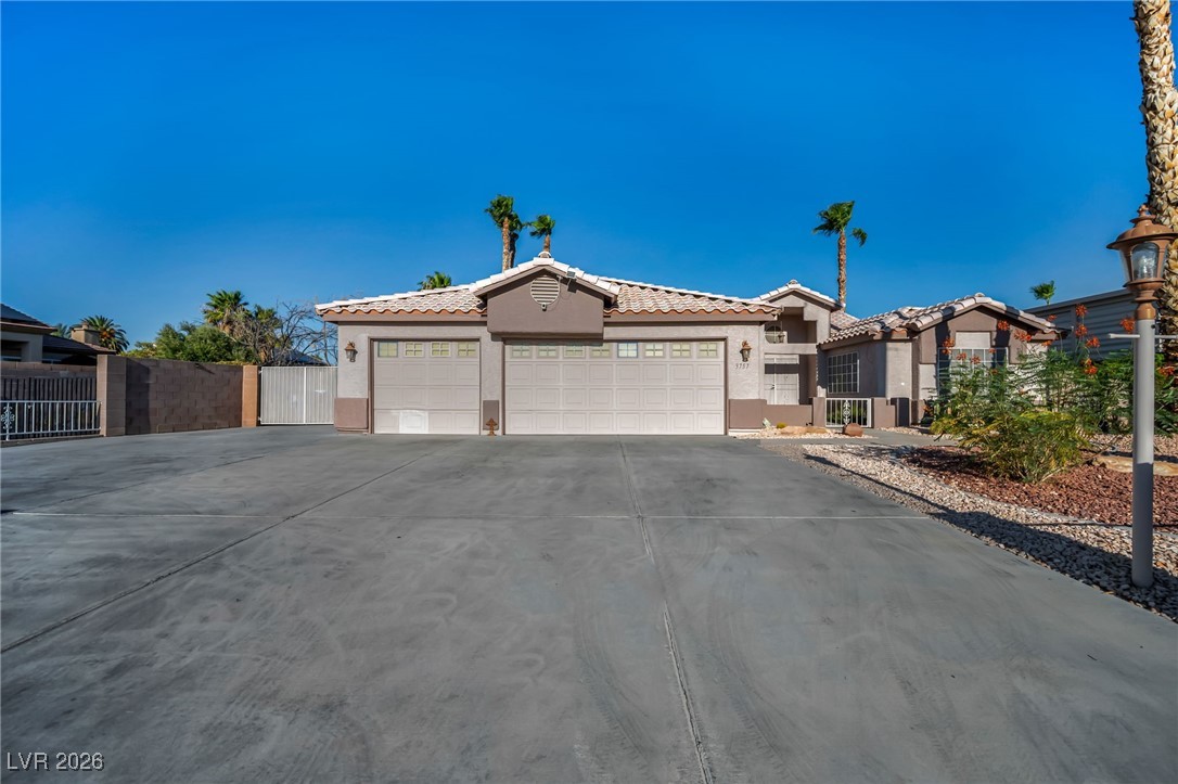 3757 North Torrey Pines Drive