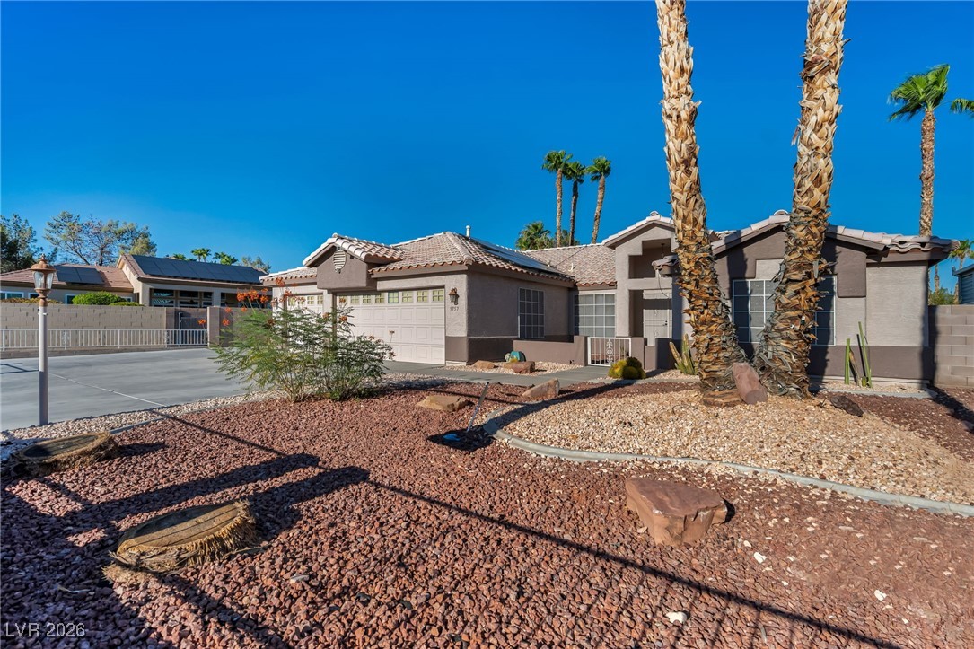 3757 North Torrey Pines Drive