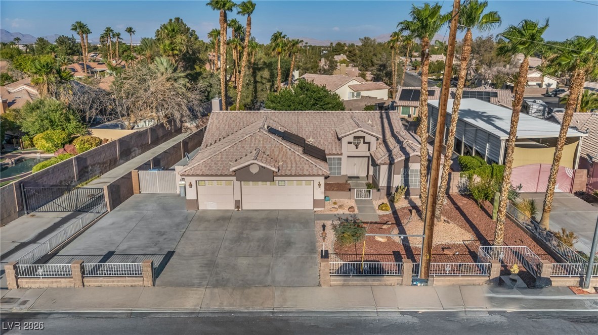 3757 North Torrey Pines Drive