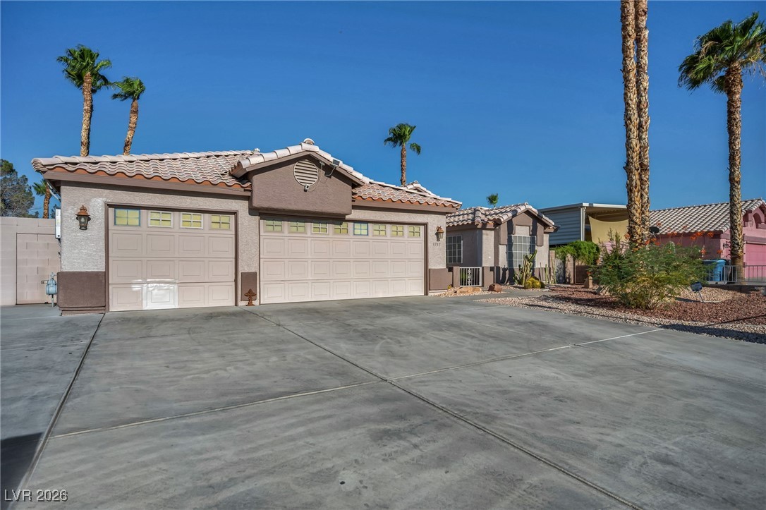 3757 North Torrey Pines Drive