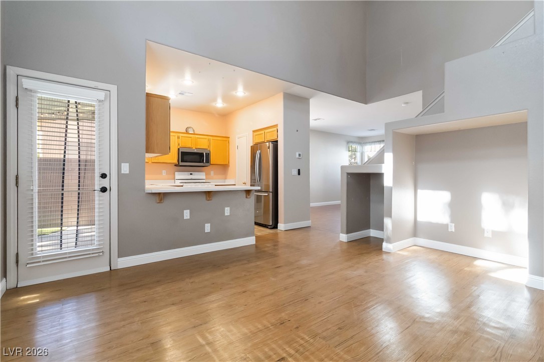 927 Clear Diamond Avenue