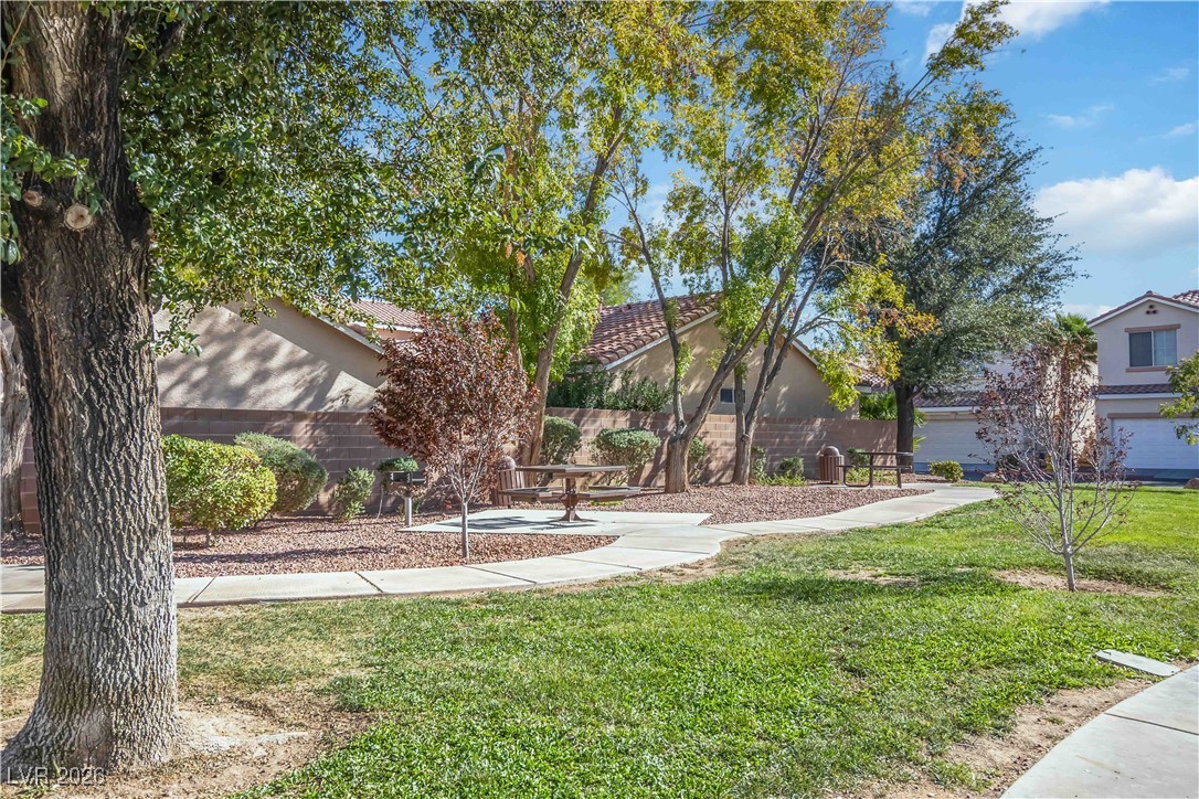 927 Clear Diamond Avenue