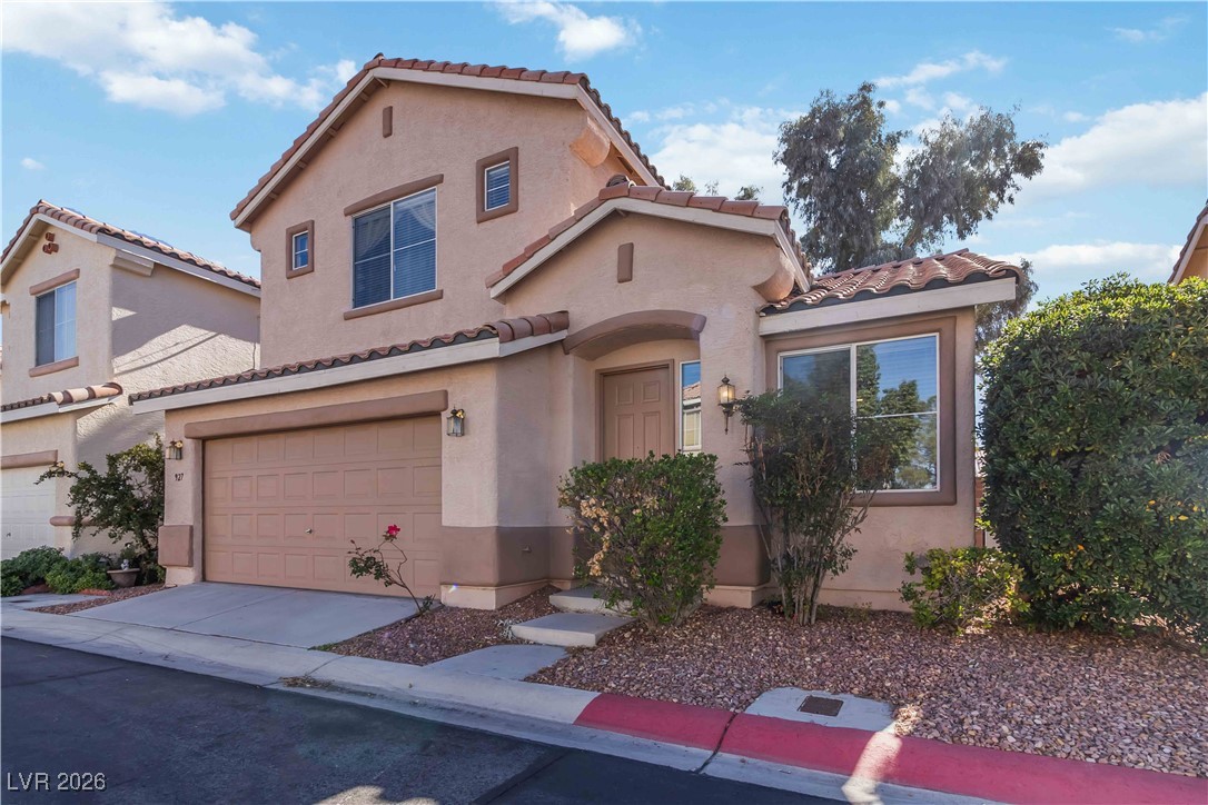 927 Clear Diamond Avenue