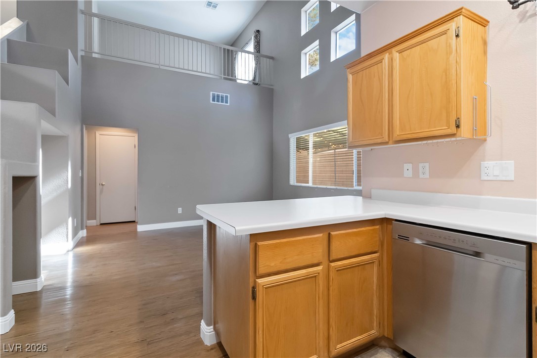 927 Clear Diamond Avenue