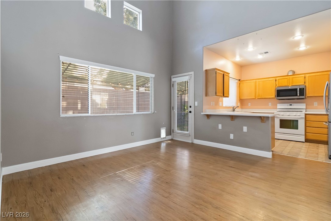 927 Clear Diamond Avenue