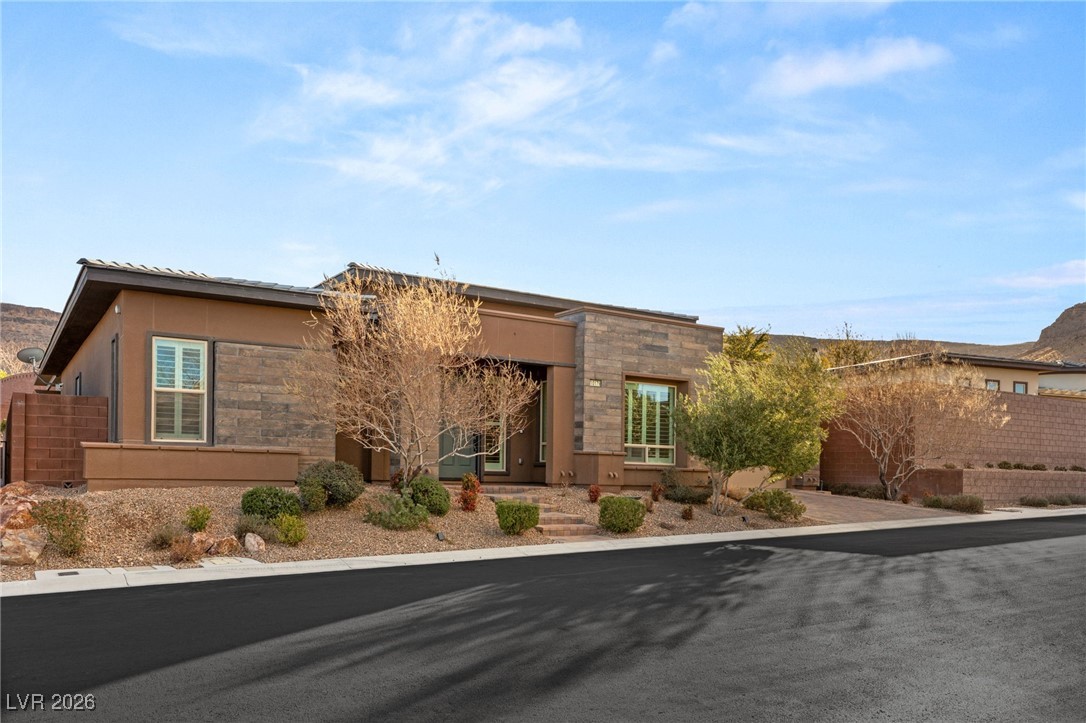 10179 Emerald Sunset Court