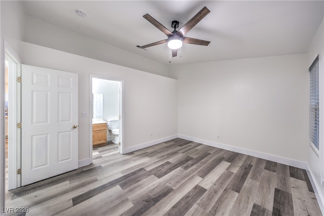 8233 West Rochelle Avenue