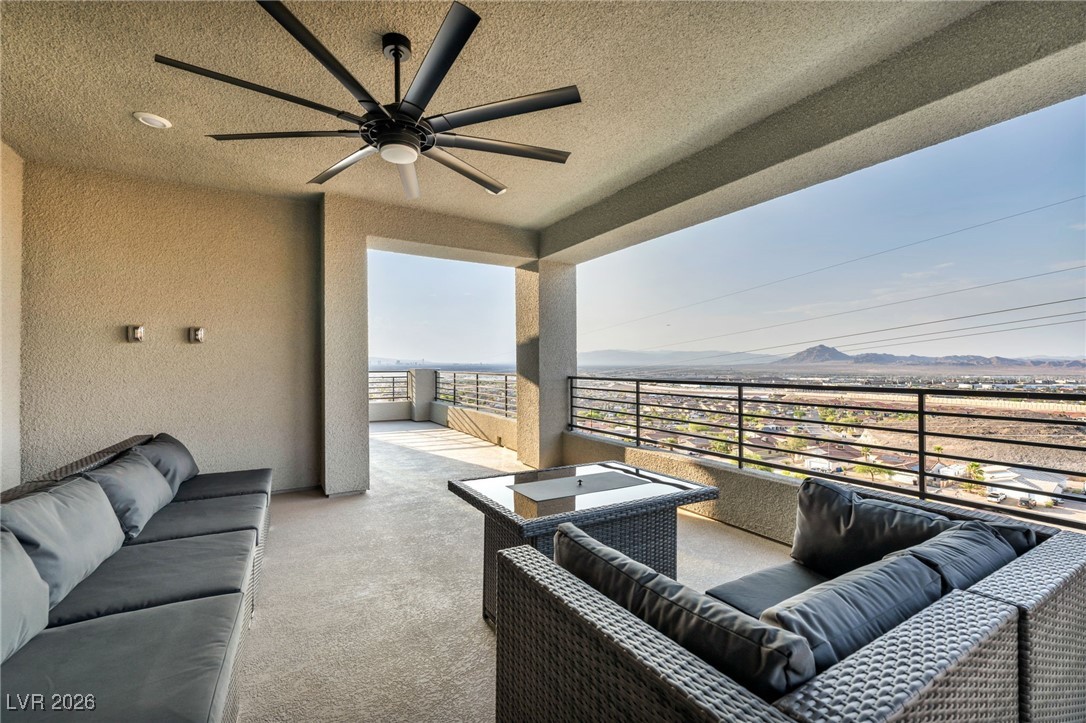 218 Shaded Canyon Drive