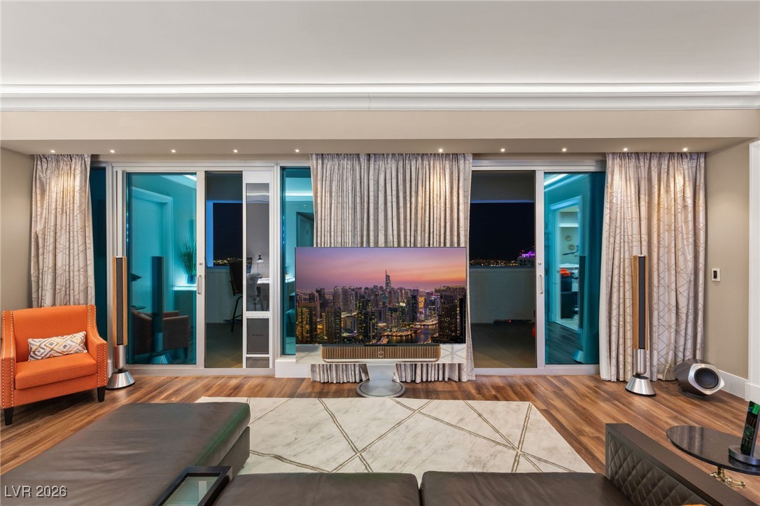 2700 Las Vegas Boulevard 3705