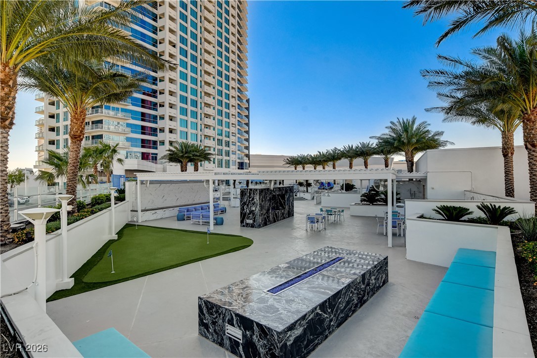 2700 Las Vegas Boulevard 3705