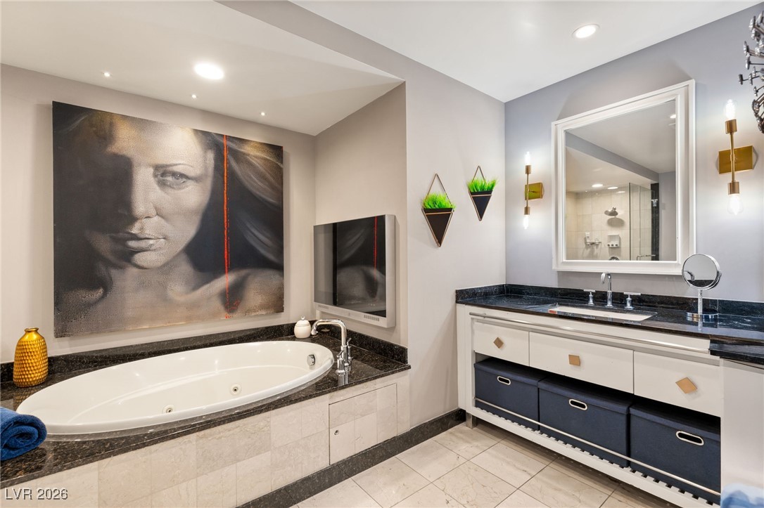 2700 Las Vegas Boulevard 3705