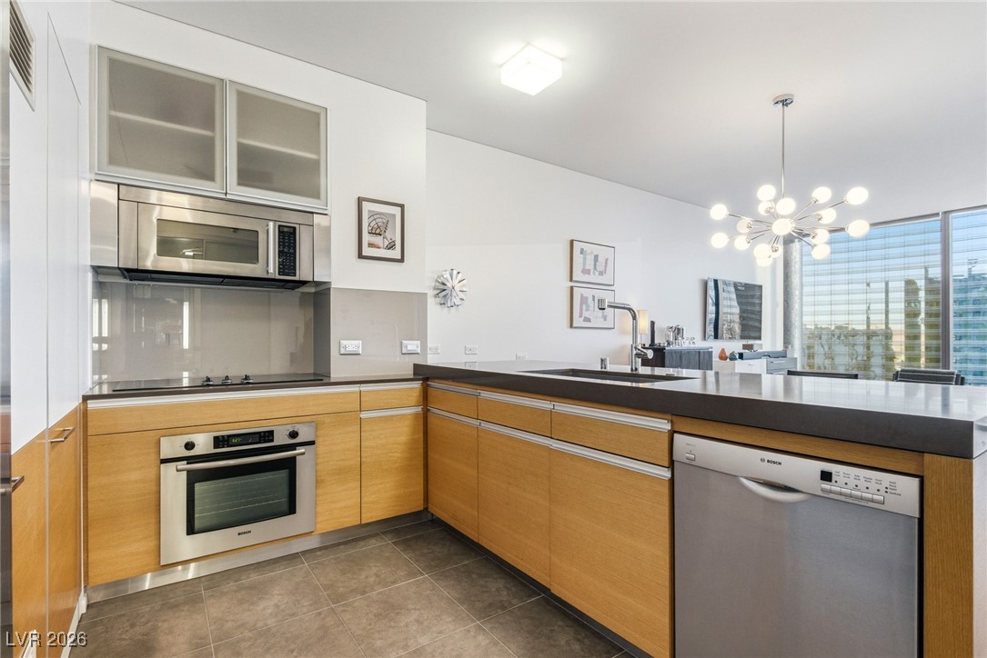 3726 Las Vegas Boulevard 2903