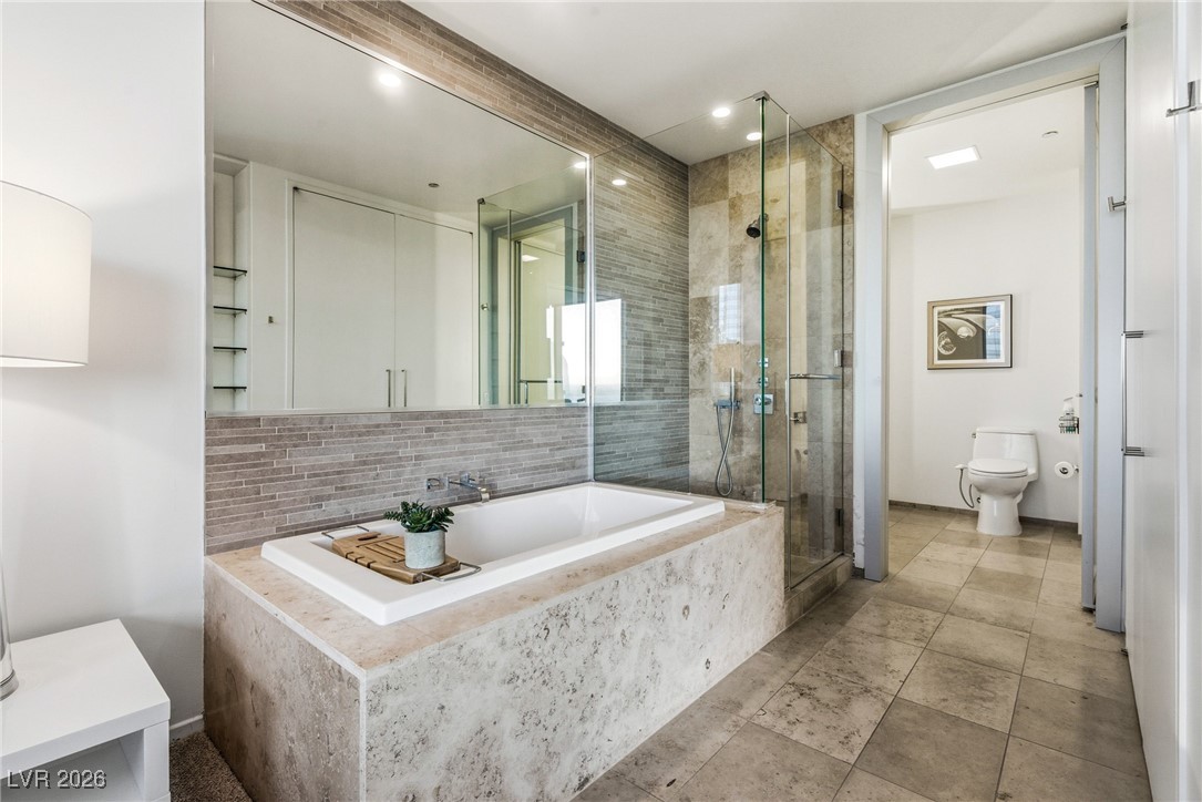 3726 Las Vegas Boulevard 2903