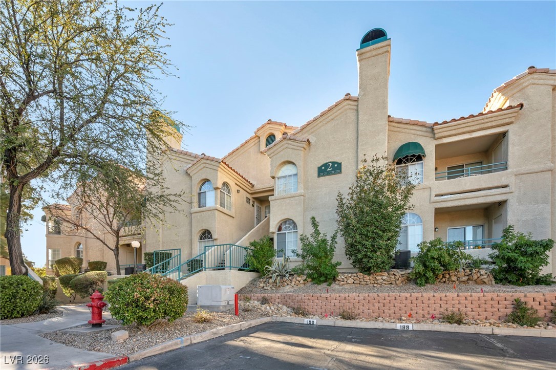 2251 Wigwam Parkway 211