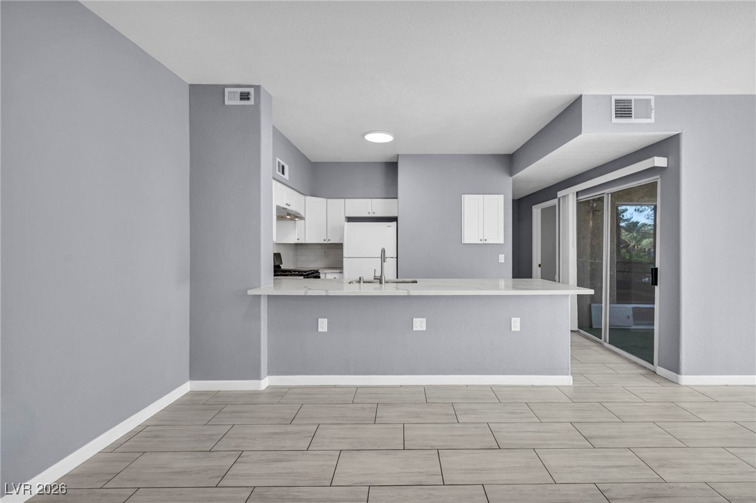 2251 Wigwam Parkway 211