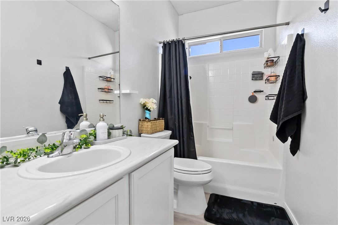 8908 Cambridge Glen Court