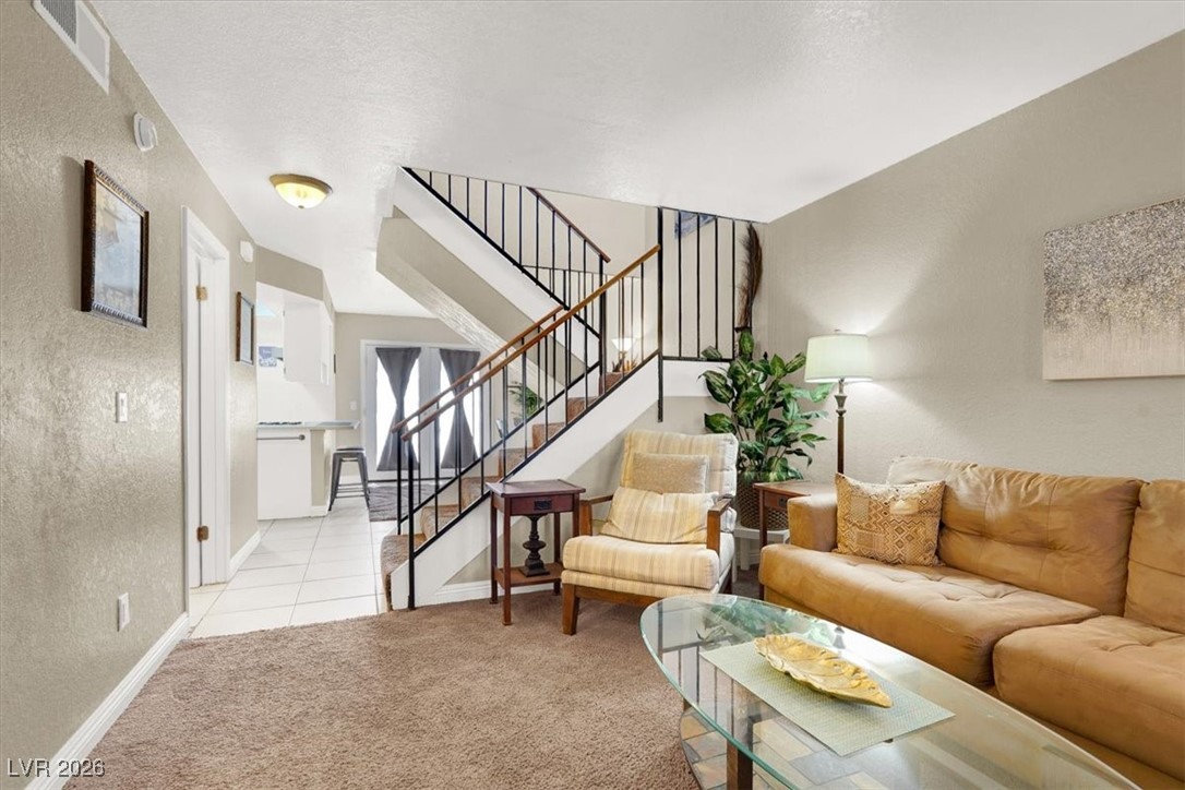 566 Sellers Place