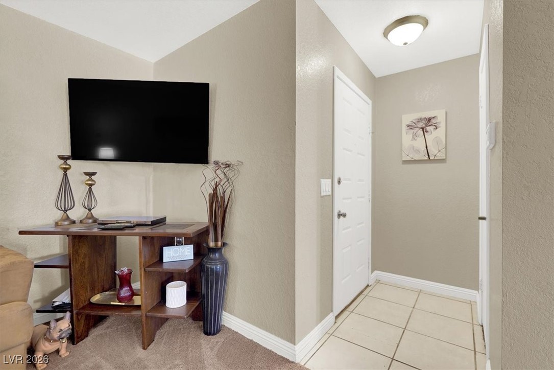 566 Sellers Place