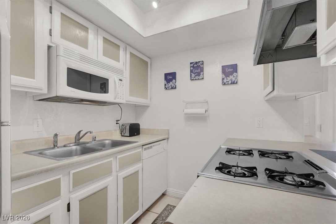 566 Sellers Place