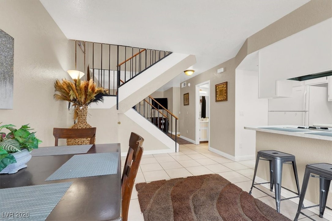 566 Sellers Place
