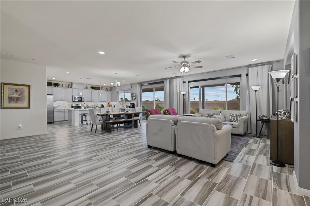 4420 North Bonita Vista Street