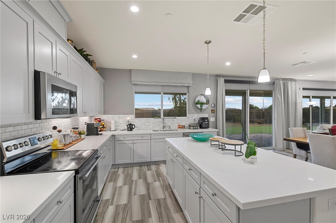 4420 North Bonita Vista Street