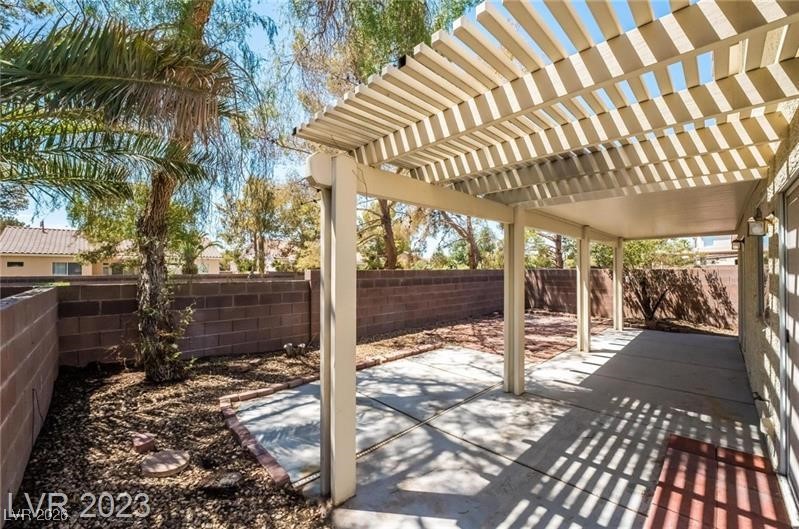 1129 Country Shadows Way