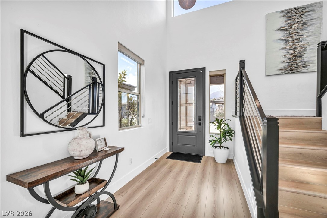 390 Coastal Redwood Street