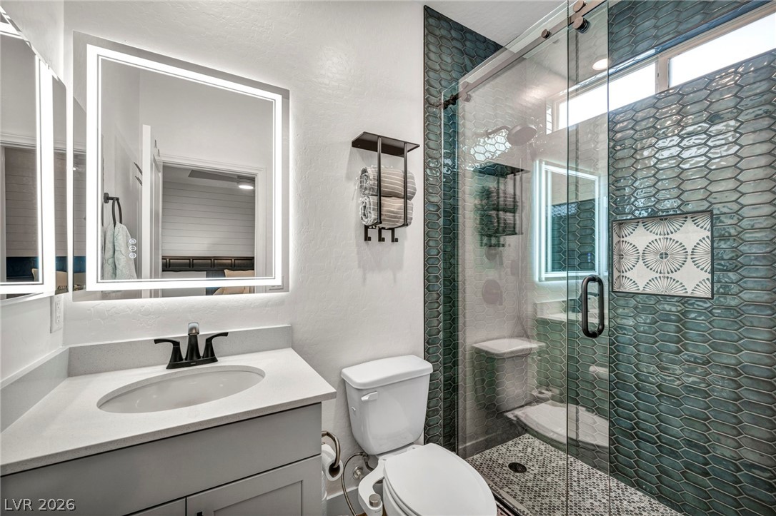 390 Coastal Redwood Street