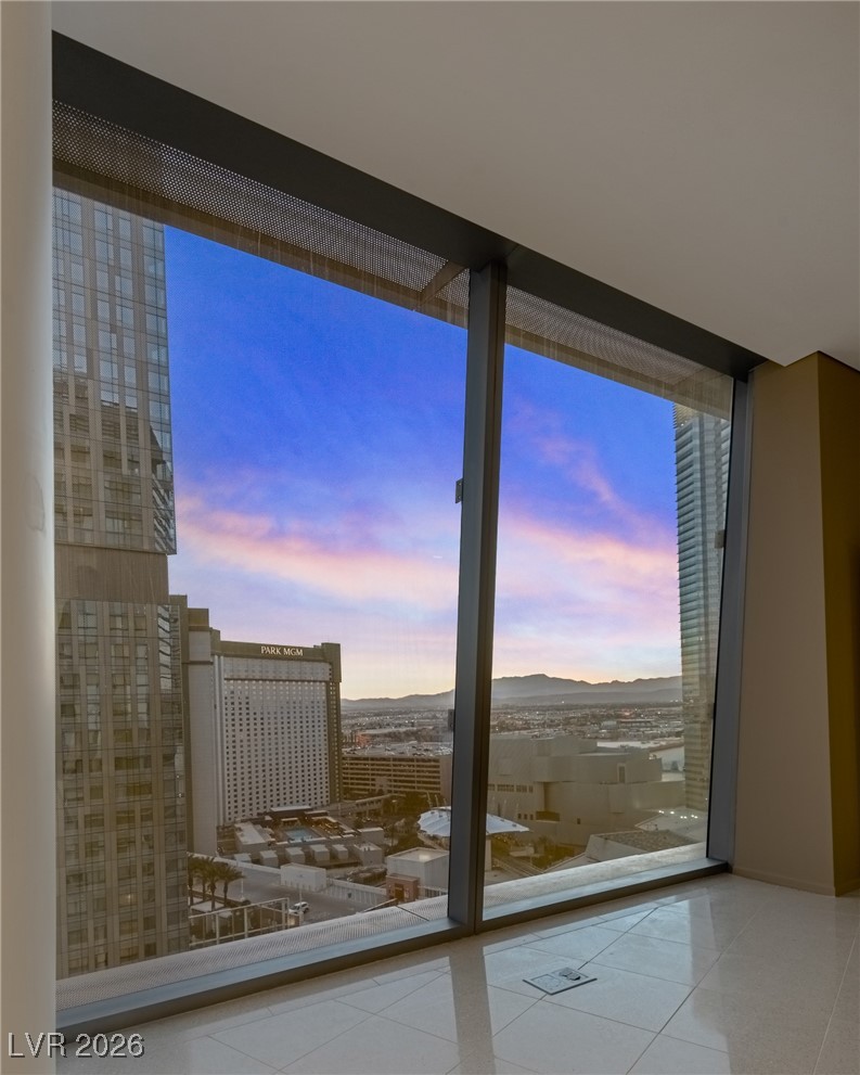 3722 Las Vegas Boulevard 1702