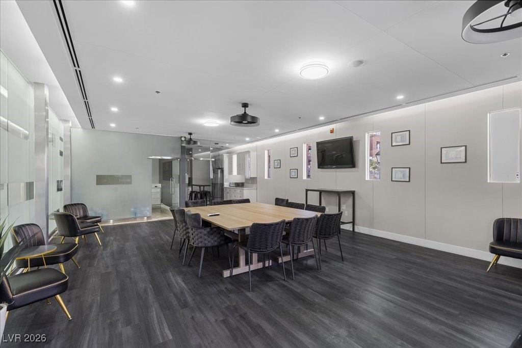 19 East Agate Avenue 407