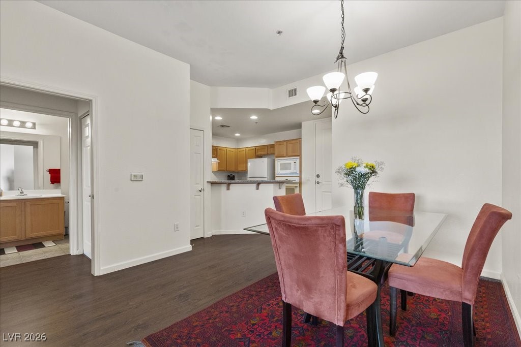 19 East Agate Avenue 407