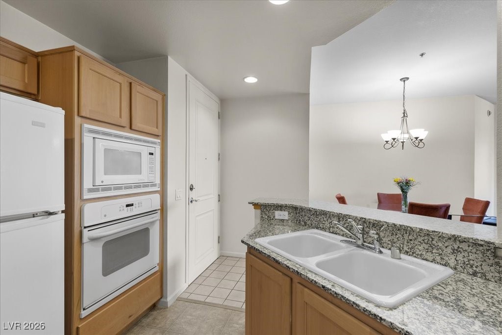 19 East Agate Avenue 407